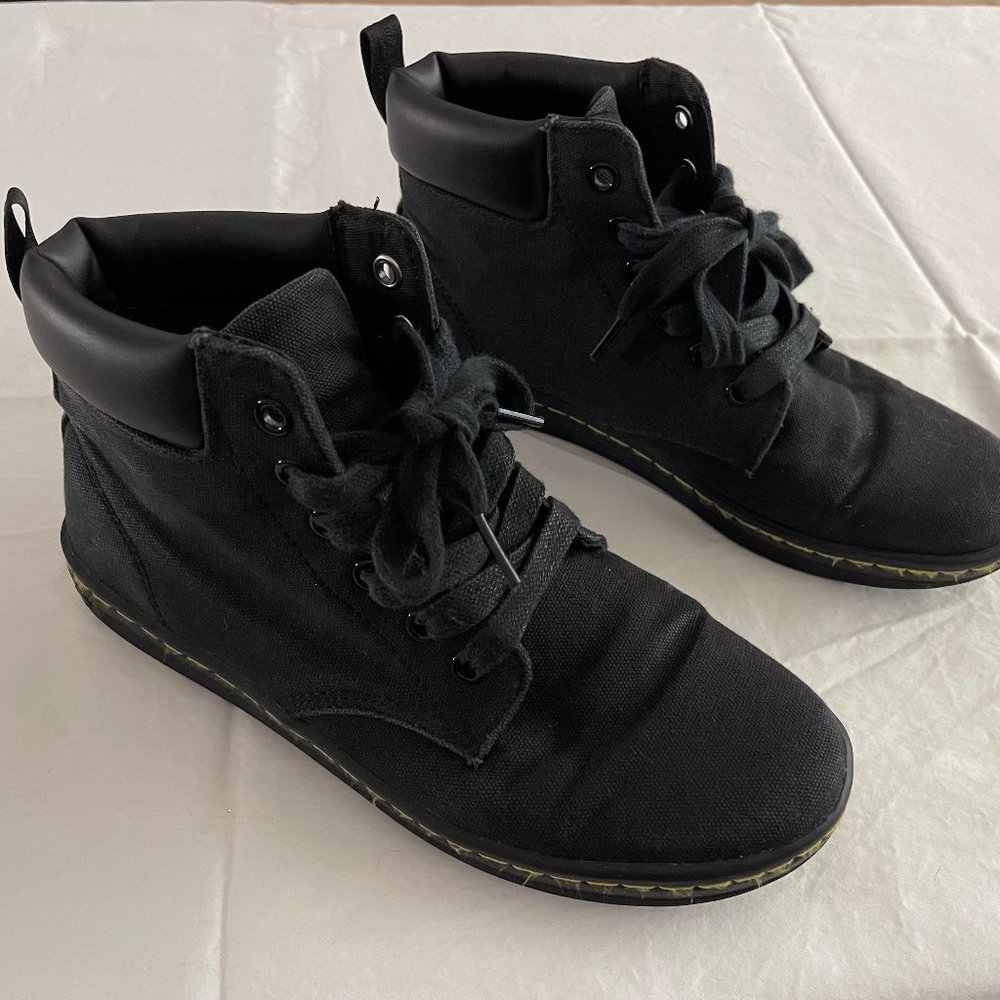 Dr. Martens Womens Maelly Canvas Boots